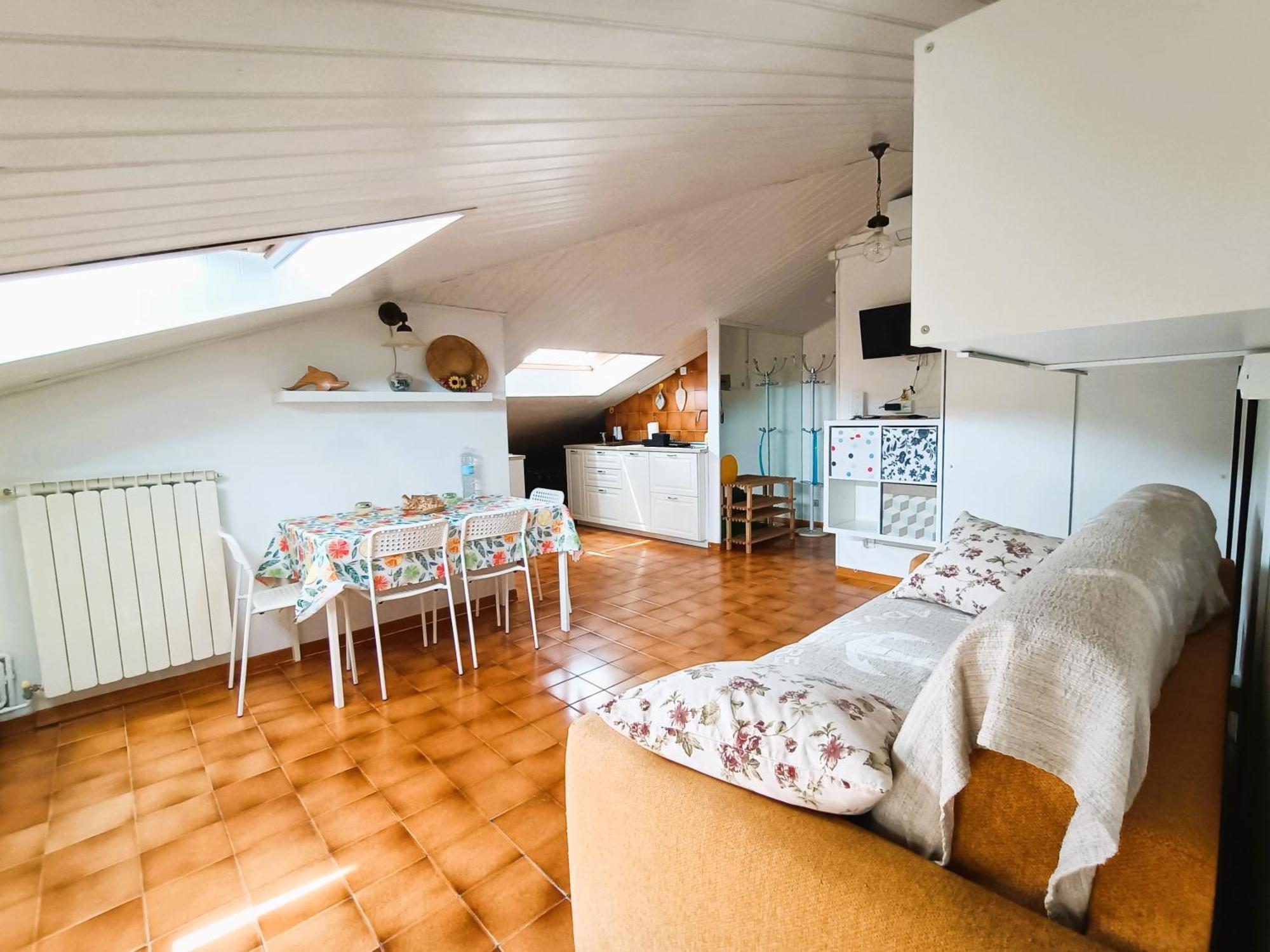 Mansard Apart Alba - Sea 5 Terre-Trekking-Excursions-Relax San Terenzo Luaran gambar